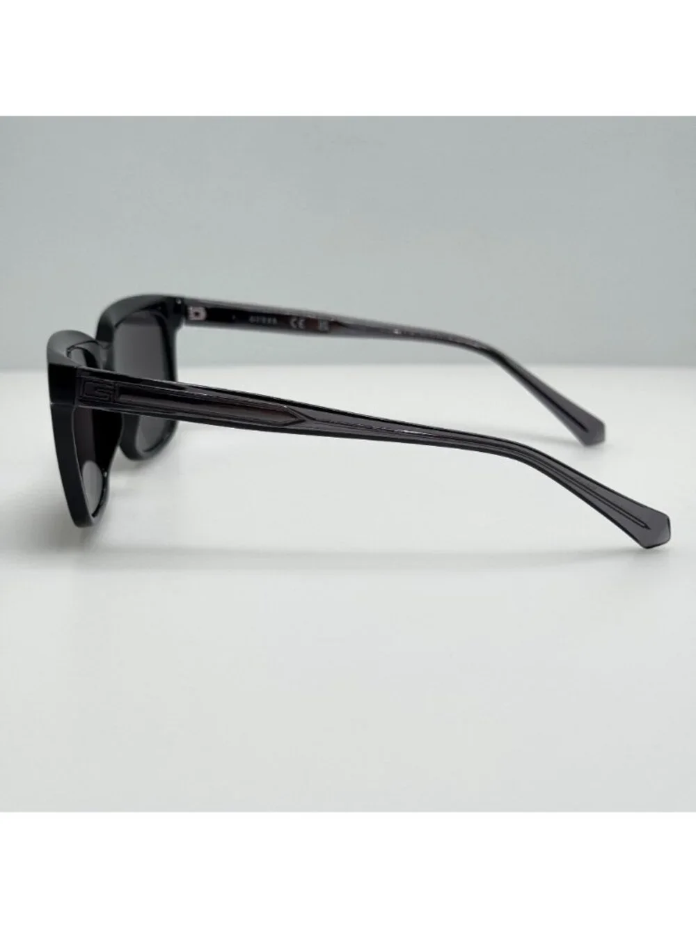 Guess Sunglasses GU00050 01A 54-18-145